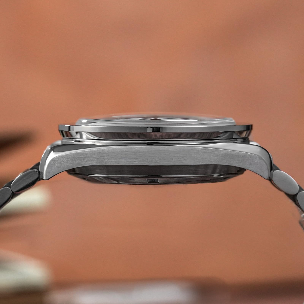 40mm Chronograph Watch X8081