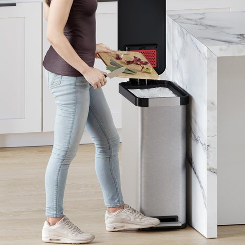 13.2 Gallon Kitchen Trash Can with Odor Filter A68346