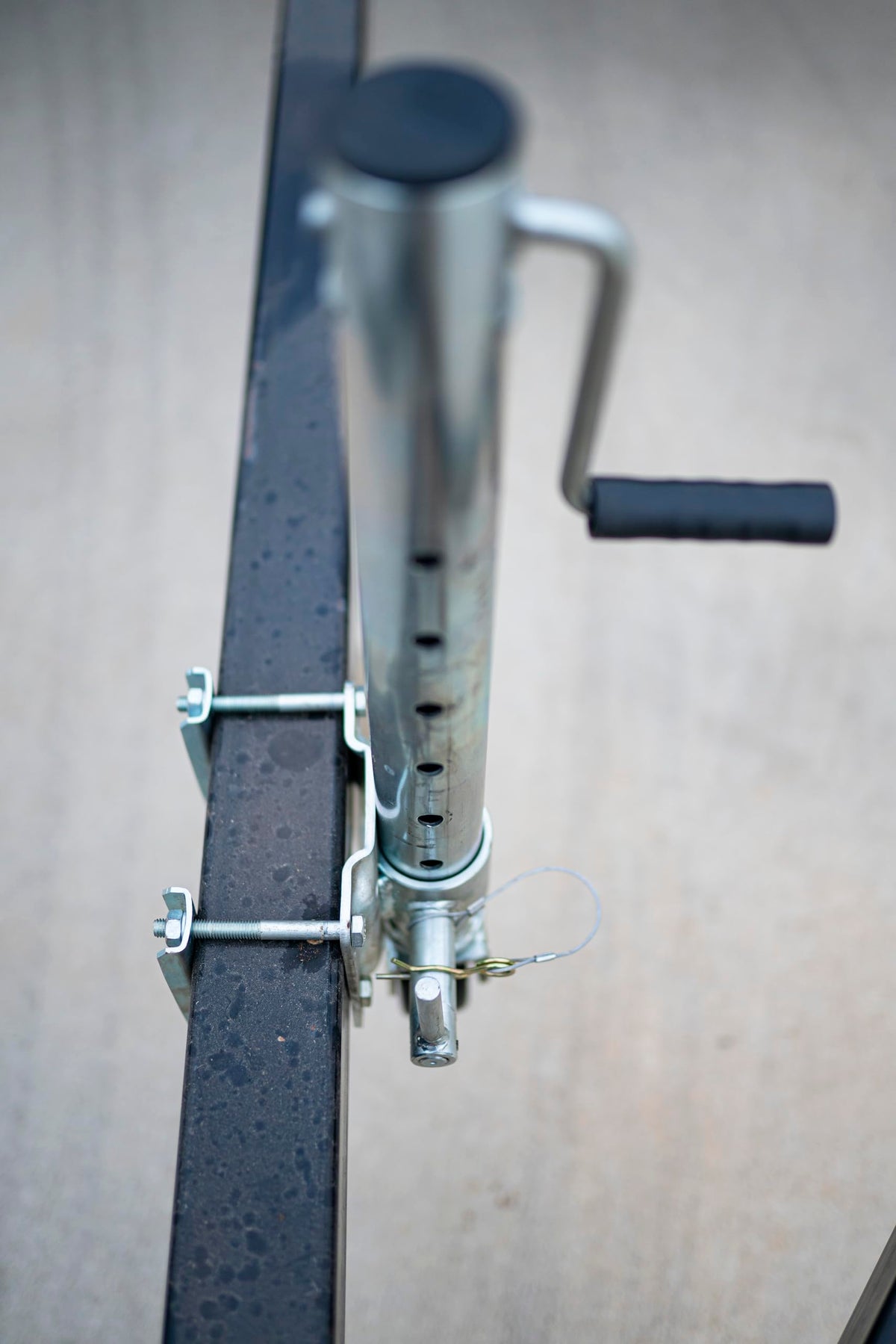 Trailer Jack with Wheel 1,500 lbs O7904
