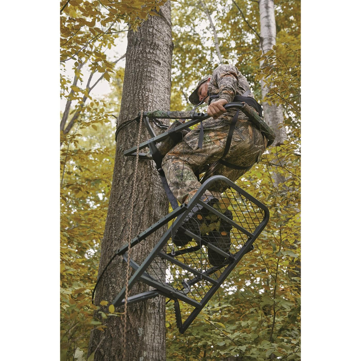 Climbing Tree Stand with Seat and Foot Platform J722